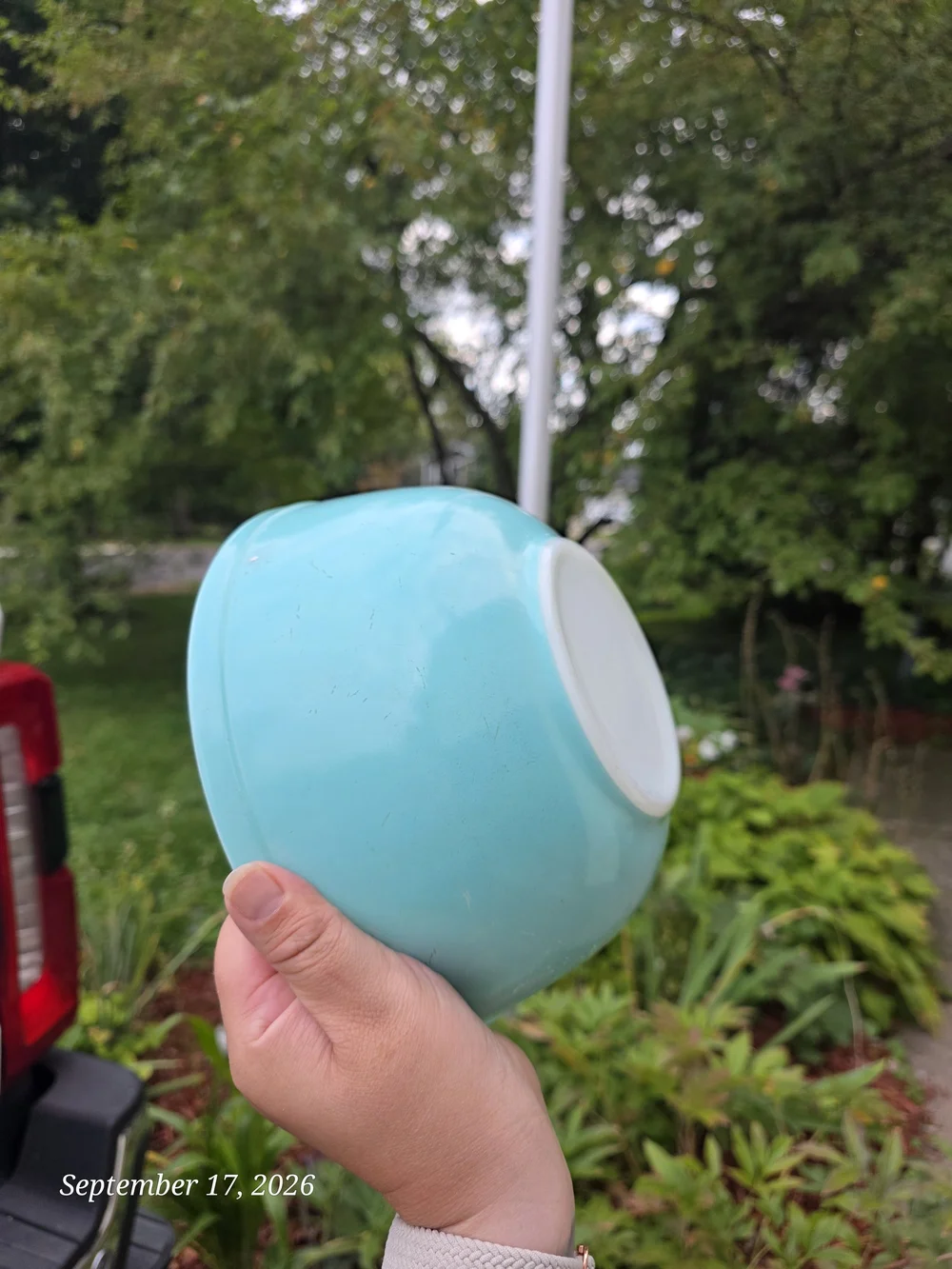 Pyrex vibrant turquoise